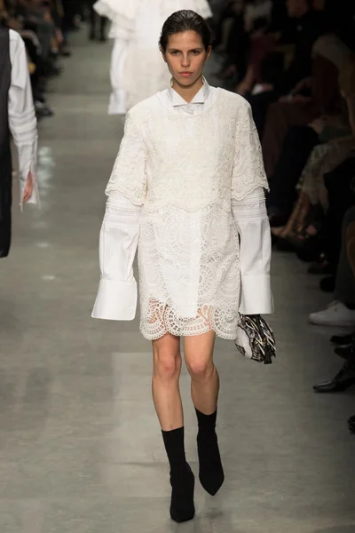 Look 71